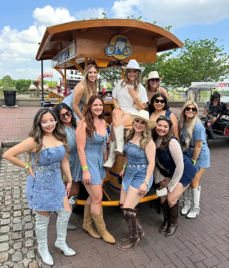 Nashville pedal tavern in Nashville